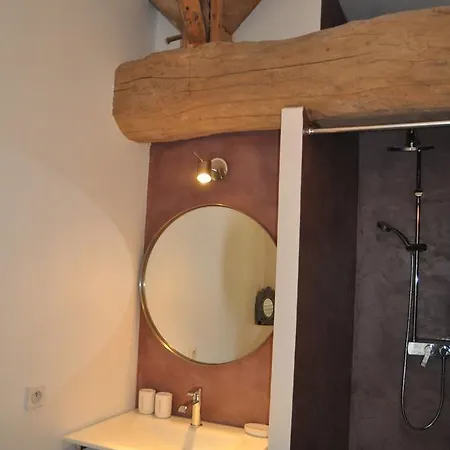 Bed & Breakfast La Maison De Petit Thomas Barie